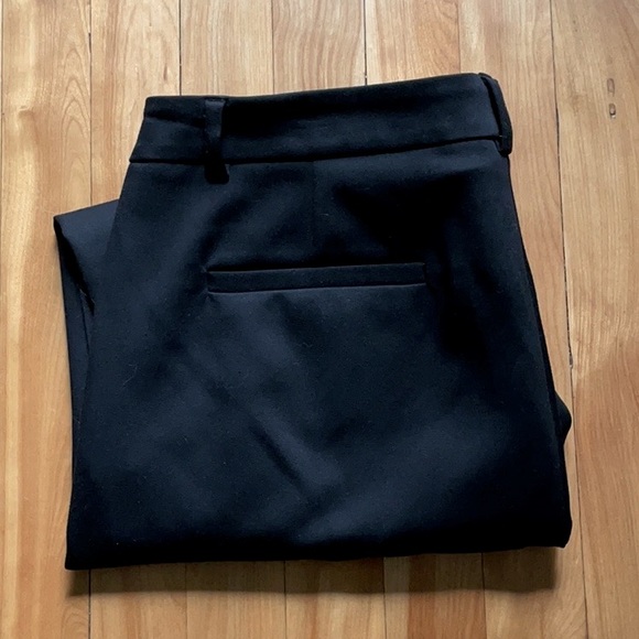 Tristan & Iseut Long Black Pants, Size 12 - Picture 11 of 13